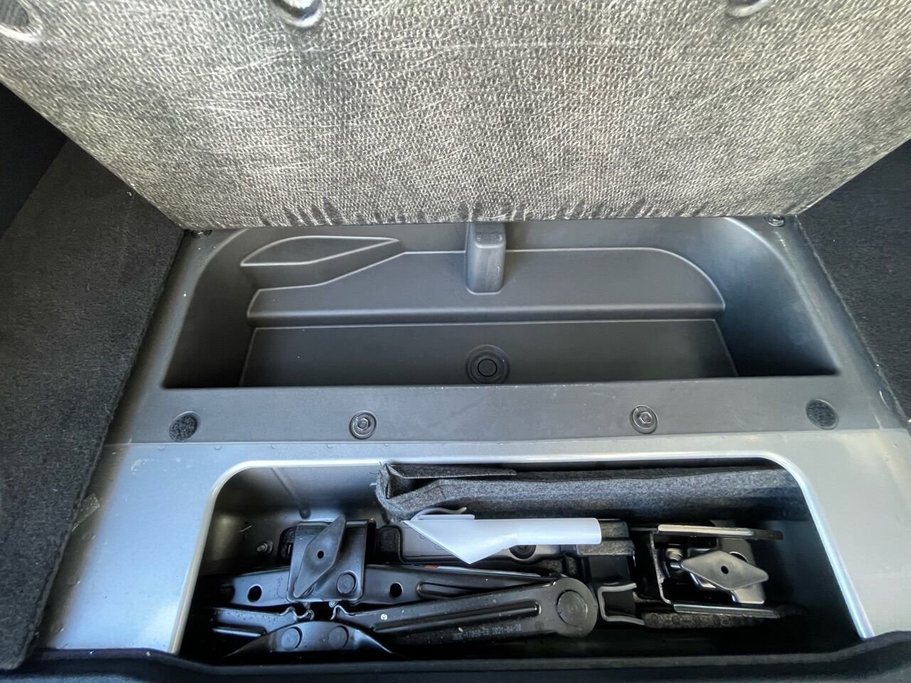 6a23566d5bcf45bfada62cf7eb590fa9