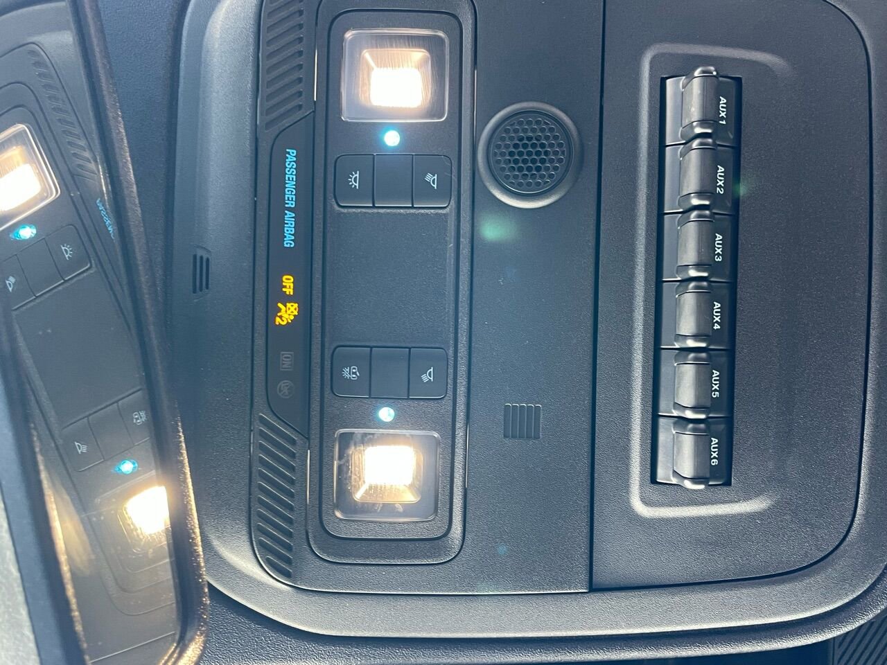 73b20b8cc253404f9291c7f71ca74ffb