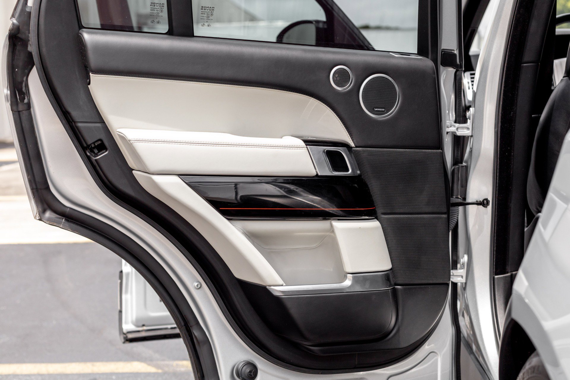 77d83cb38b4d43929d81328475ccbaf2