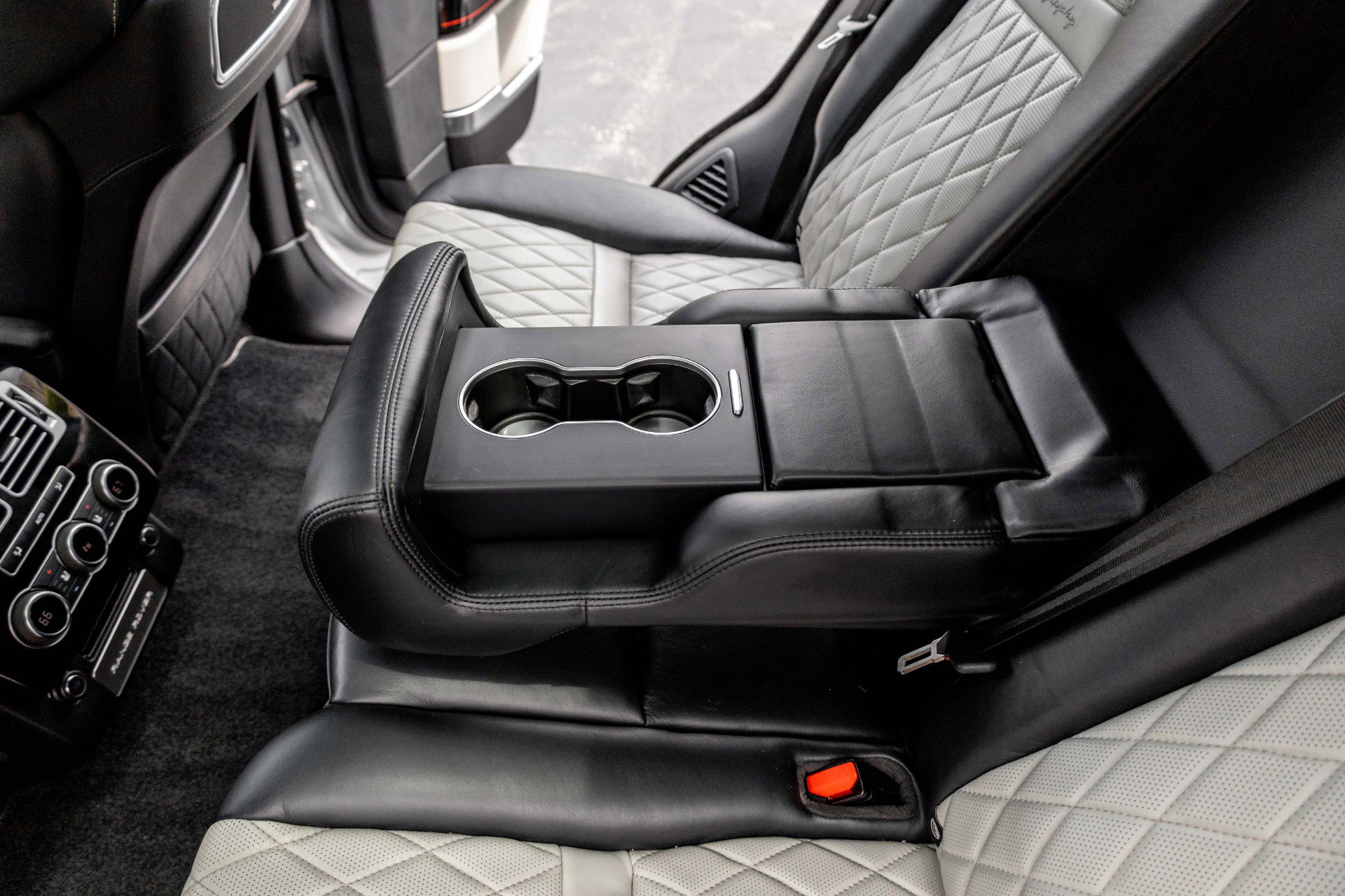 8192e18ceb564450a17617c97047c14b